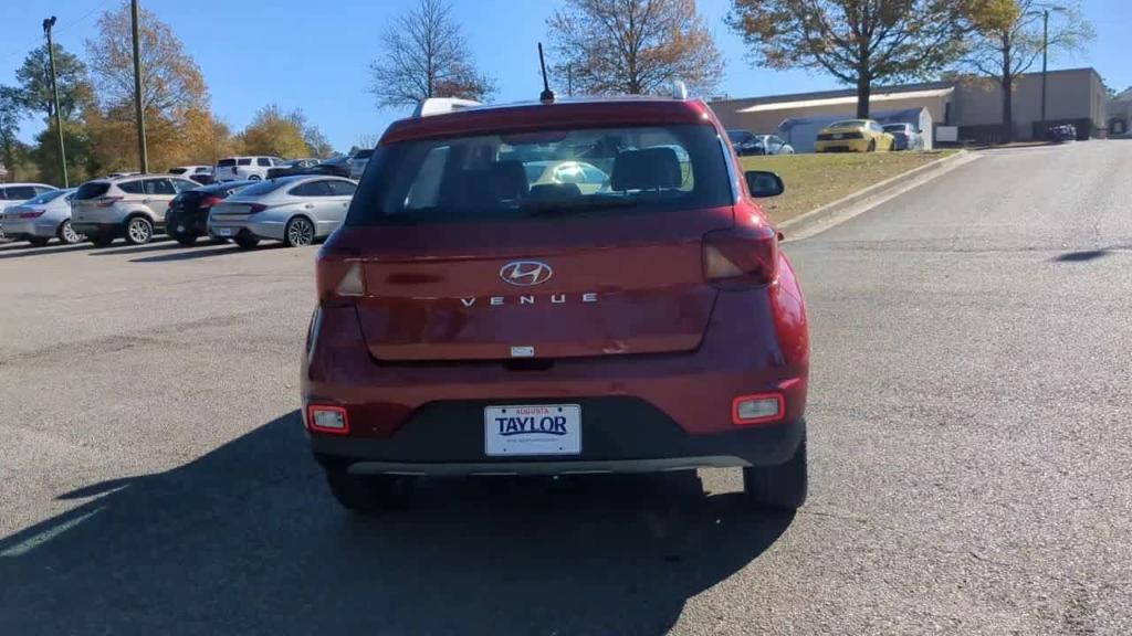 new 2025 Hyundai Venue car, priced at $25,290