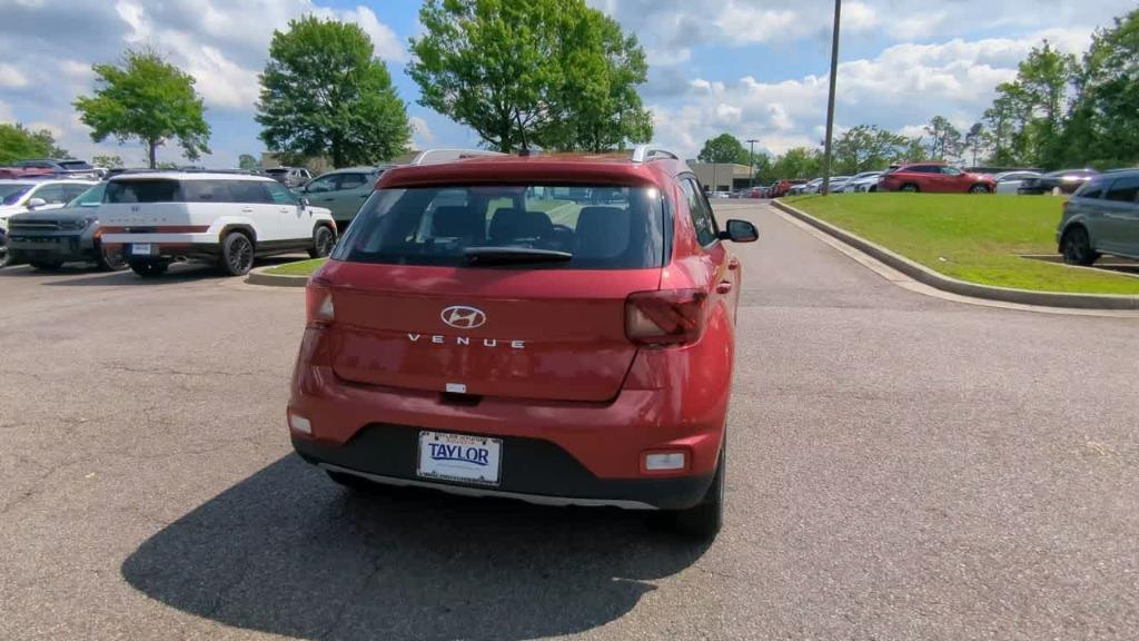 new 2025 Hyundai Venue car, priced at $26,040