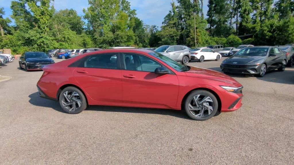 new 2025 Hyundai Elantra car, priced at $25,605