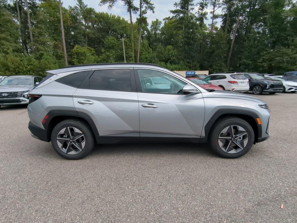 new 2025 Hyundai Tucson car, priced at $35,105
