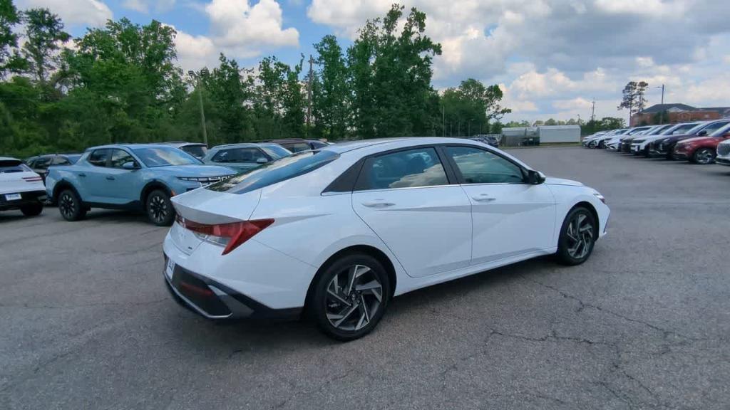 used 2025 Hyundai ELANTRA HEV car, priced at $27,988
