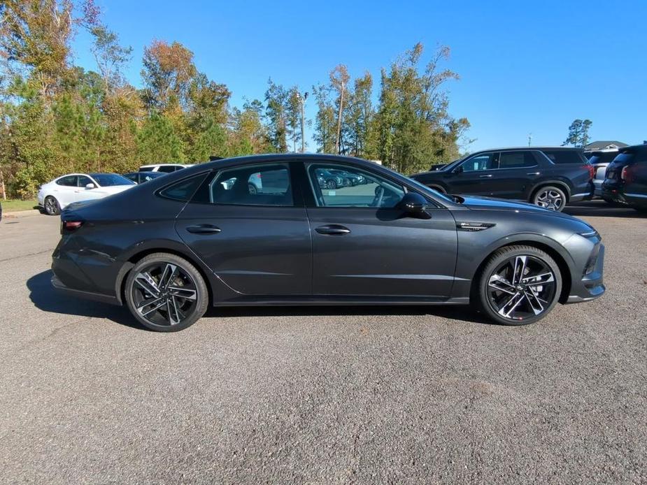 new 2025 Hyundai Sonata car, priced at $37,025