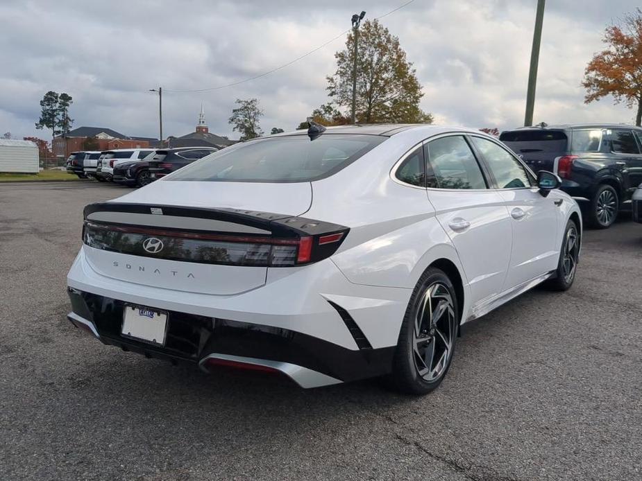 new 2025 Hyundai Sonata car, priced at $32,980