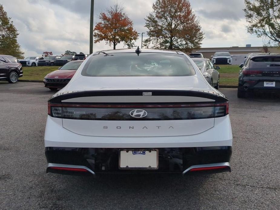 new 2025 Hyundai Sonata car, priced at $32,980