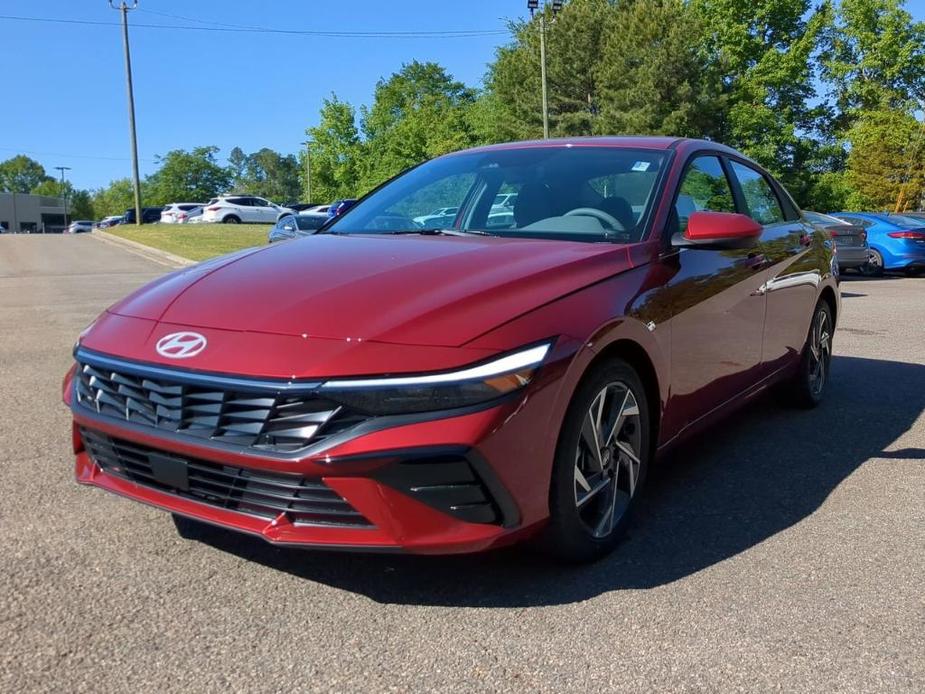 new 2024 Hyundai Elantra car, priced at $26,800