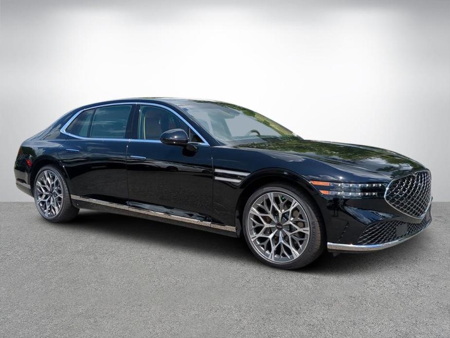 new 2024 Genesis G90 car, priced at $101,450