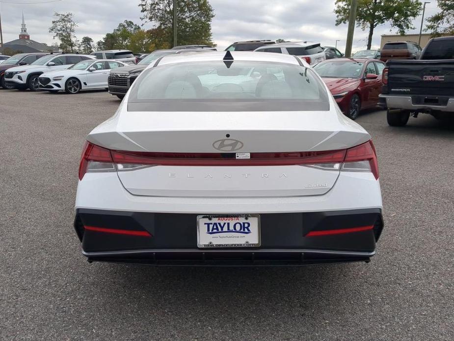 new 2025 Hyundai Elantra car, priced at $28,685