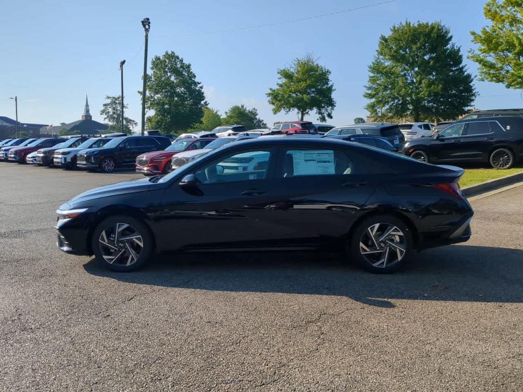 new 2025 Hyundai Elantra car, priced at $24,138