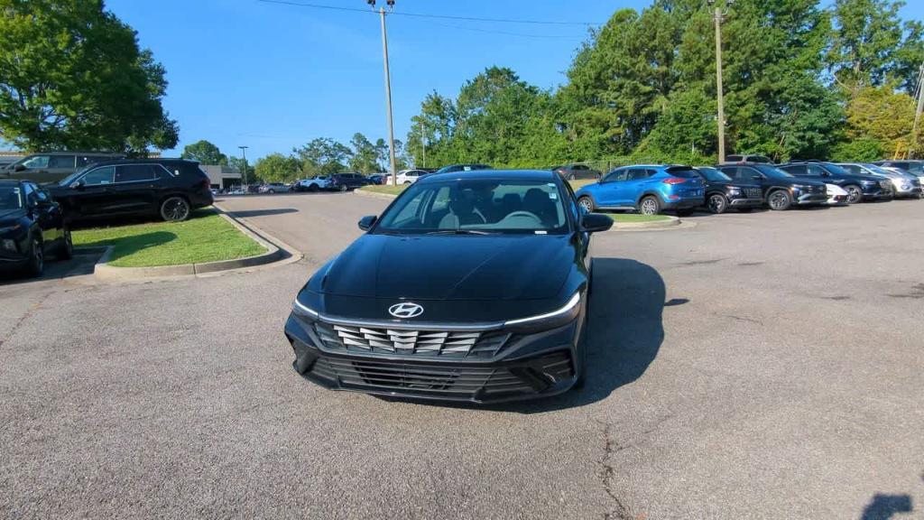 new 2025 Hyundai Elantra car, priced at $24,138