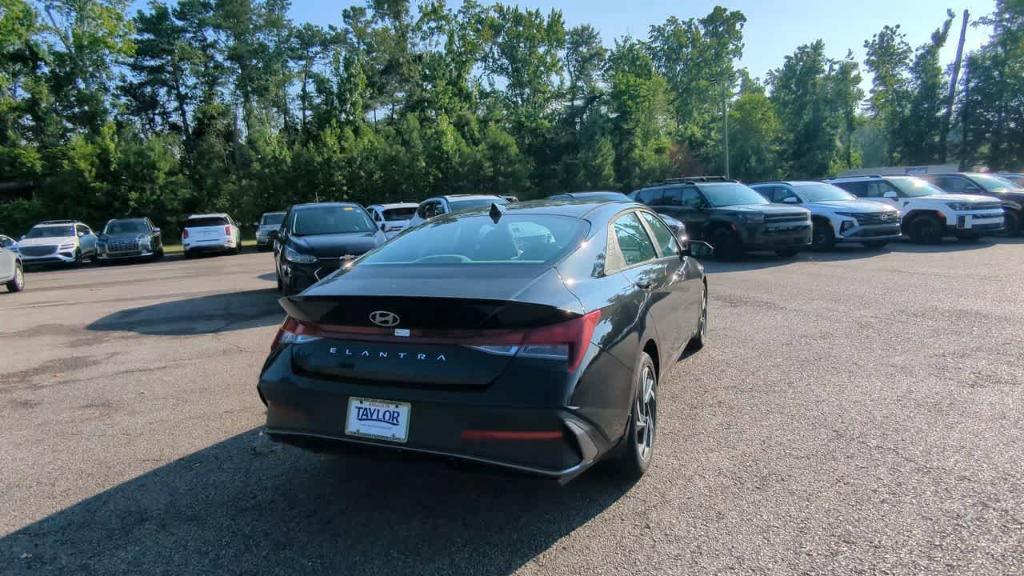 new 2025 Hyundai Elantra car, priced at $24,138