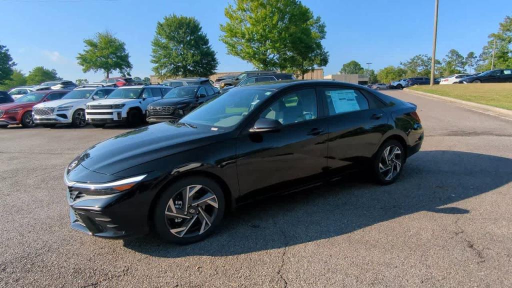 new 2025 Hyundai Elantra car, priced at $24,138