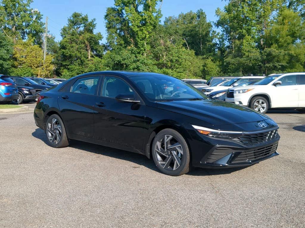 new 2025 Hyundai Elantra car, priced at $24,138