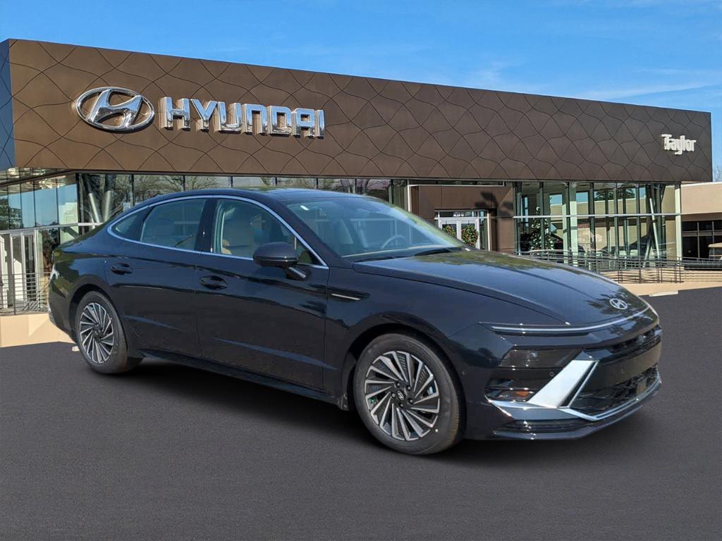 new 2025 Hyundai Sonata Hybrid car, priced at $39,490