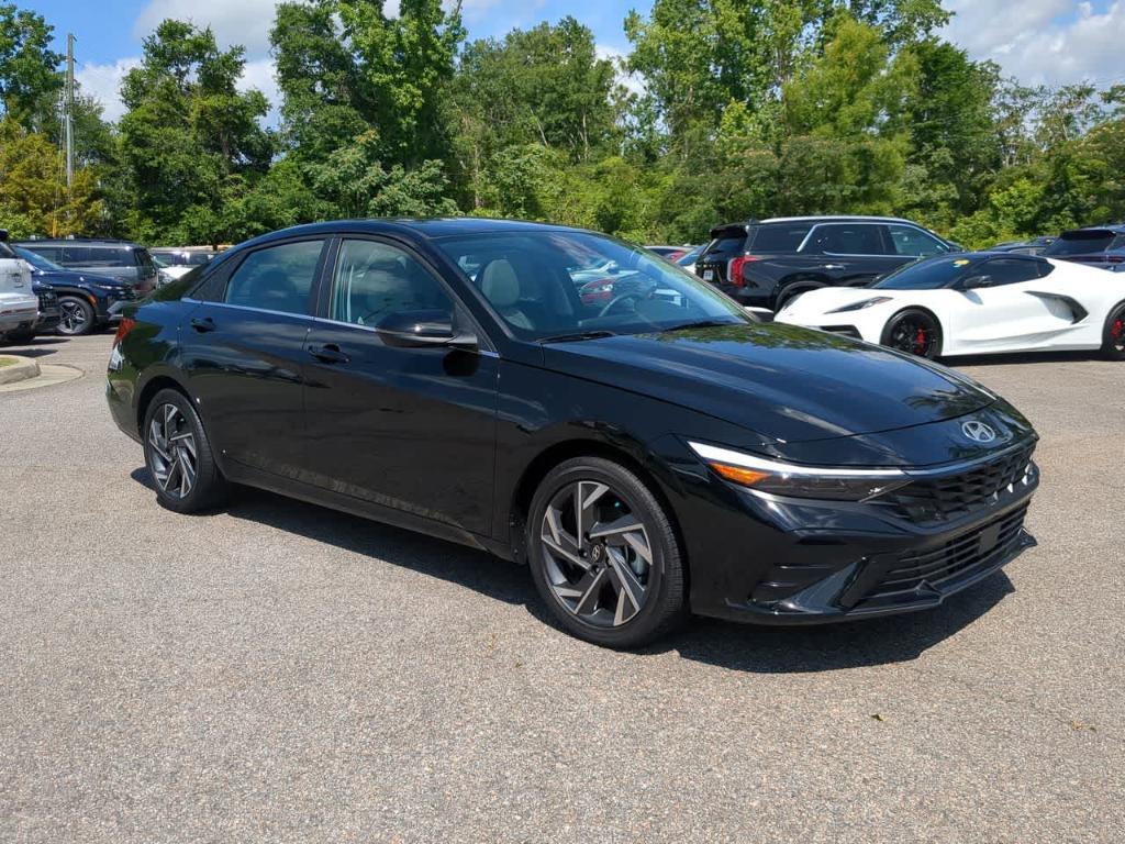 used 2024 Hyundai ELANTRA HEV car