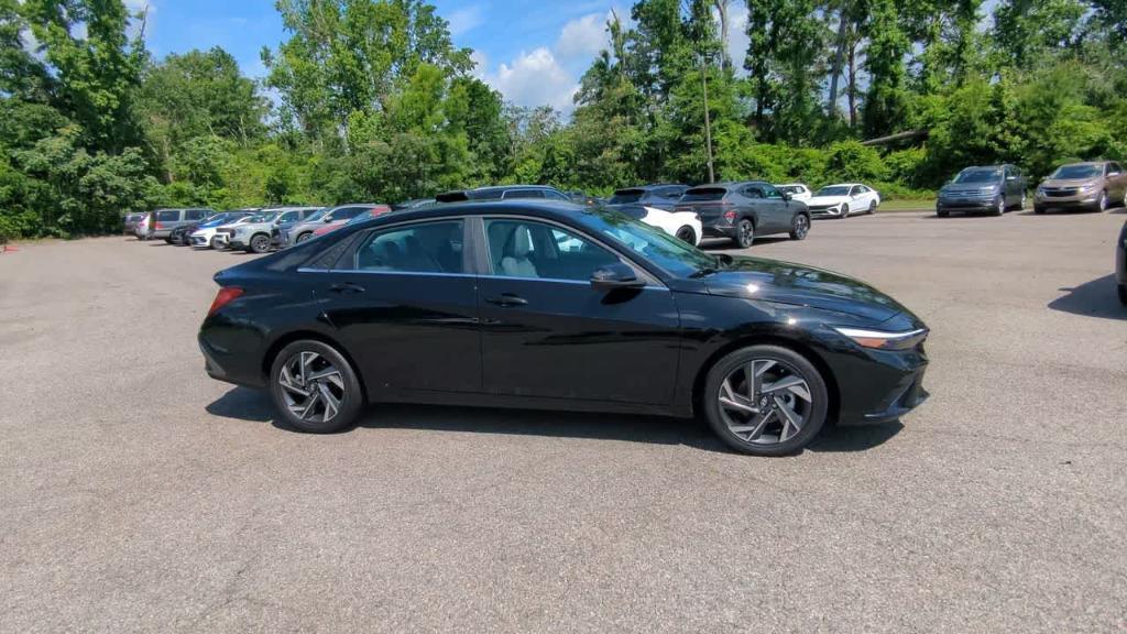 used 2024 Hyundai ELANTRA HEV car, priced at $29,990