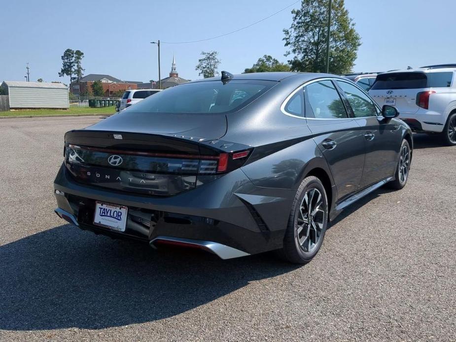 new 2024 Hyundai Sonata car, priced at $29,205