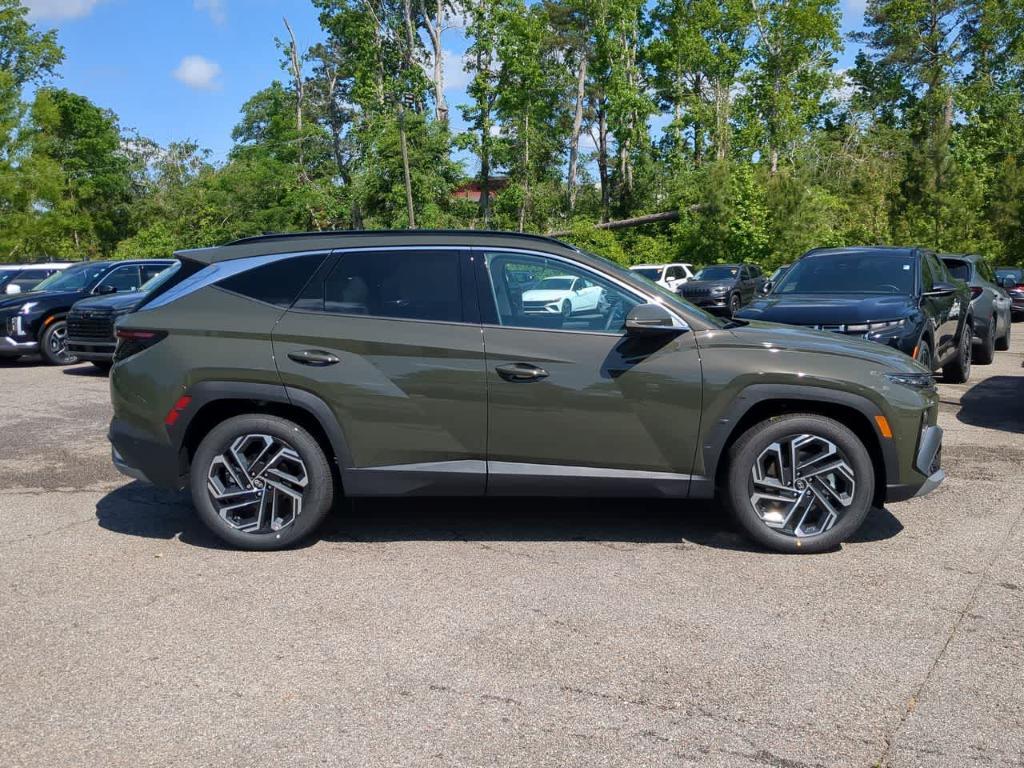 new 2025 Hyundai Tucson car, priced at $39,060