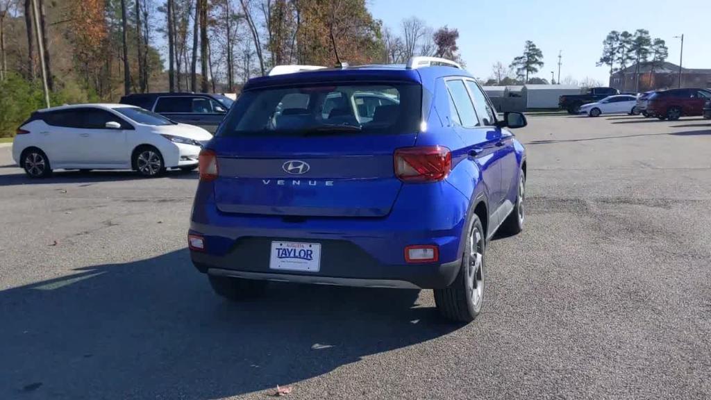 new 2024 Hyundai Venue car, priced at $25,075