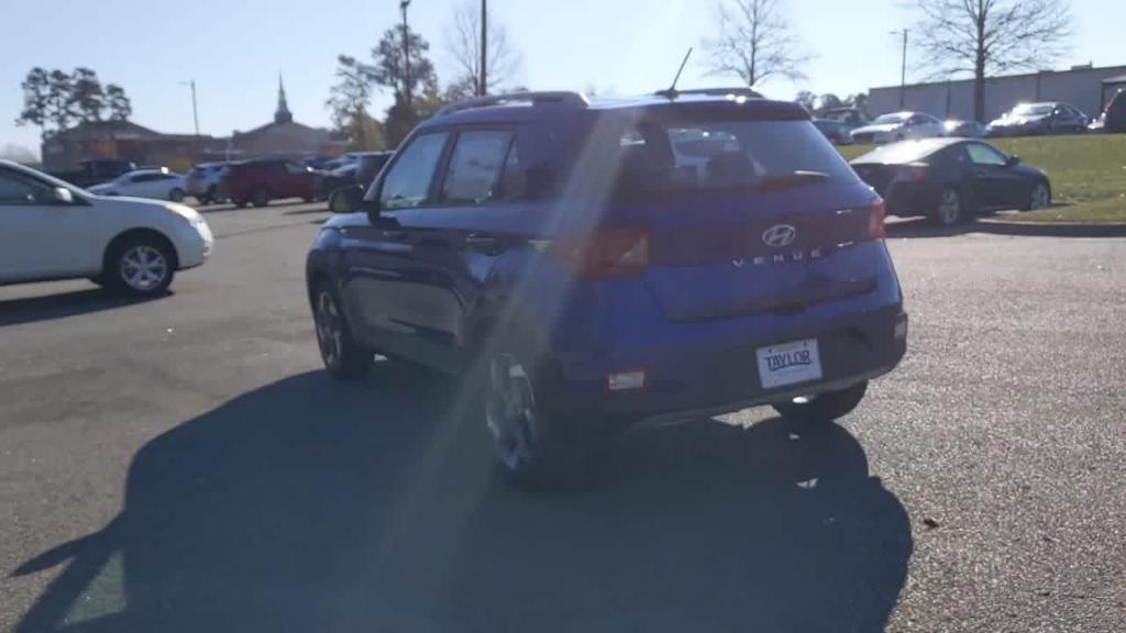 new 2024 Hyundai Venue car, priced at $25,075