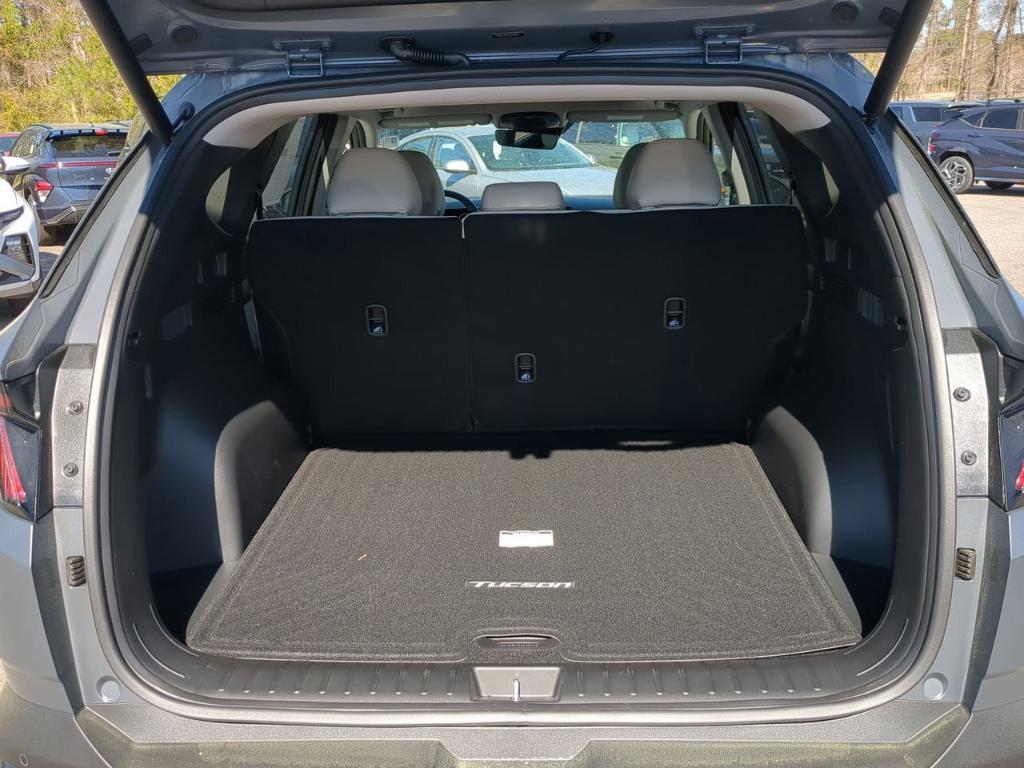 new 2025 Hyundai Tucson car, priced at $41,860