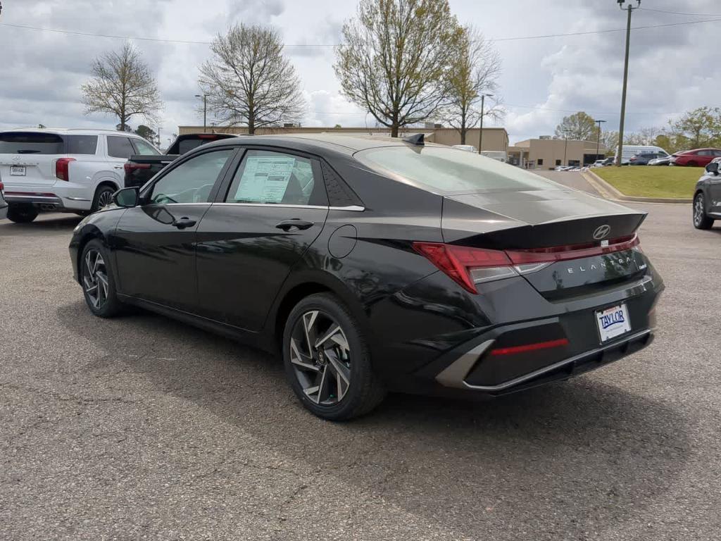 new 2025 Hyundai Elantra car, priced at $28,435