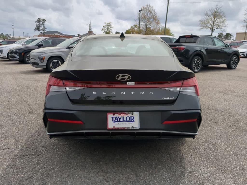 new 2025 Hyundai Elantra car, priced at $28,435