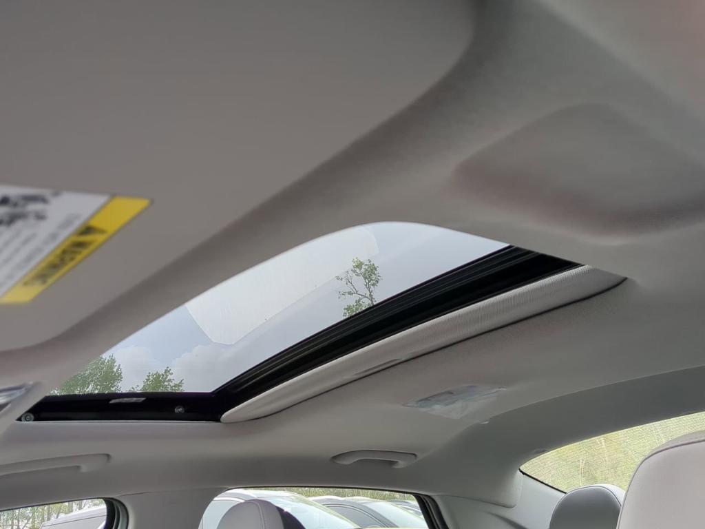 new 2025 Hyundai Elantra car, priced at $27,185