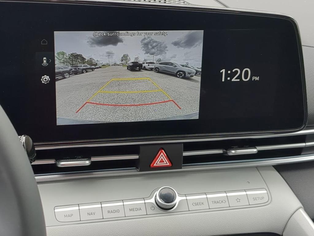 new 2025 Hyundai Elantra car, priced at $27,185