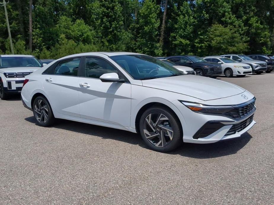 new 2024 Hyundai Elantra car, priced at $27,510