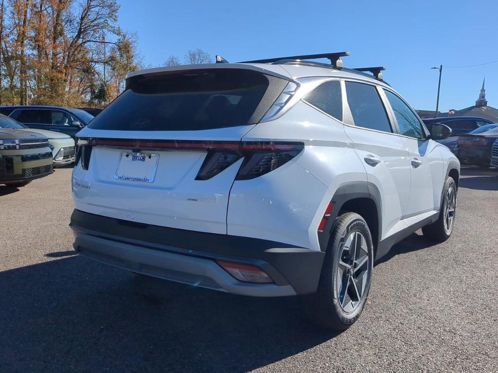 new 2025 Hyundai Tucson Hybrid car, priced at $39,029