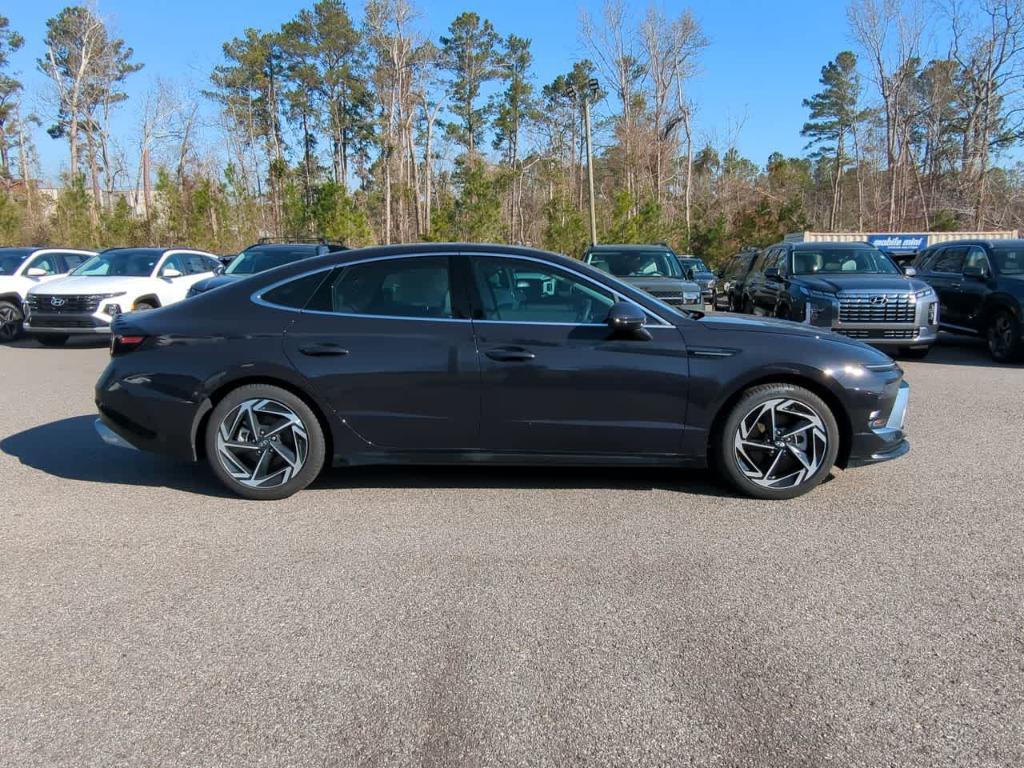 used 2024 Hyundai Sonata car, priced at $27,777