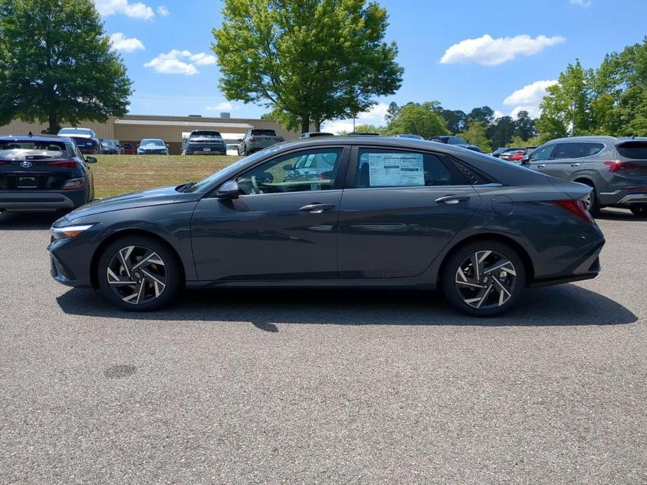 new 2024 Hyundai Elantra car, priced at $27,040