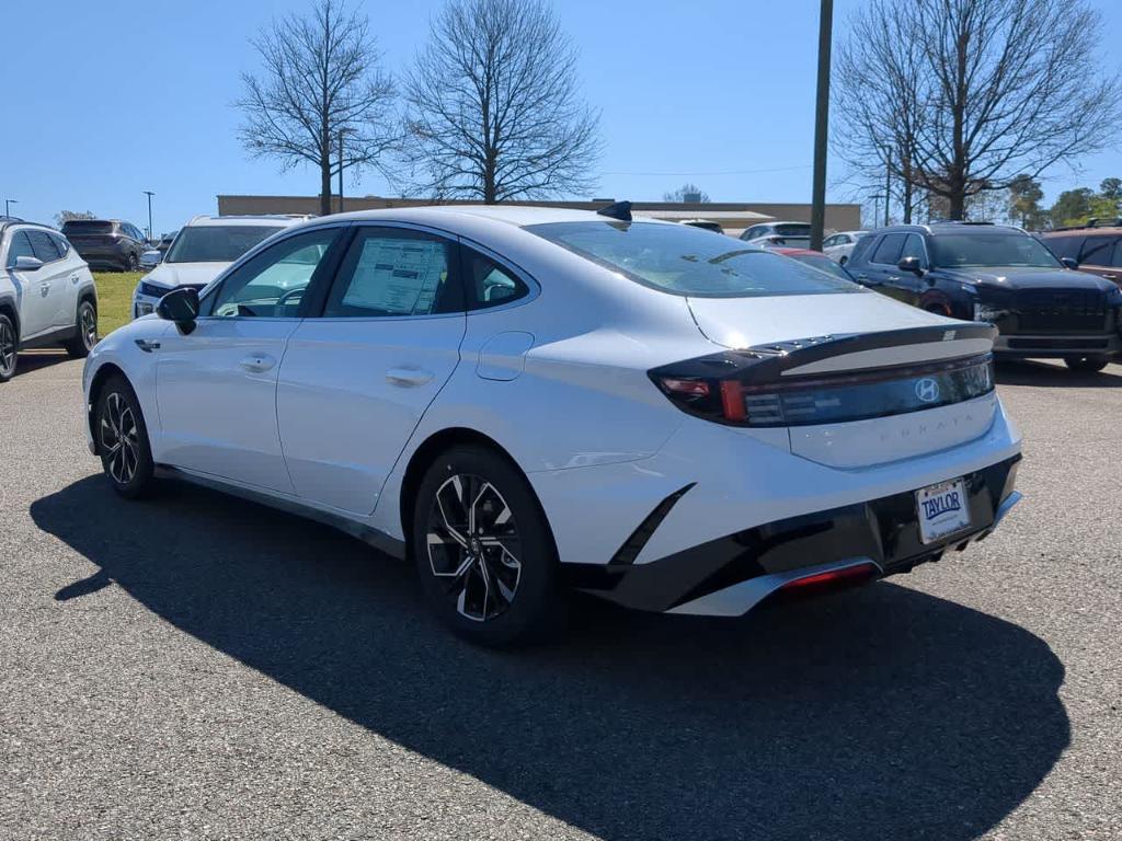 new 2025 Hyundai Sonata car, priced at $31,580