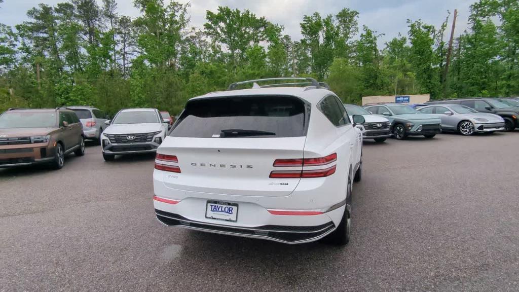 new 2025 Genesis GV80 car, priced at $82,764