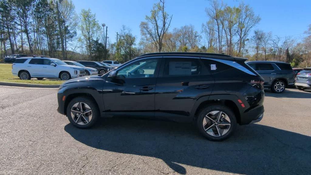 new 2025 Hyundai TUCSON Hybrid car, priced at $38,280