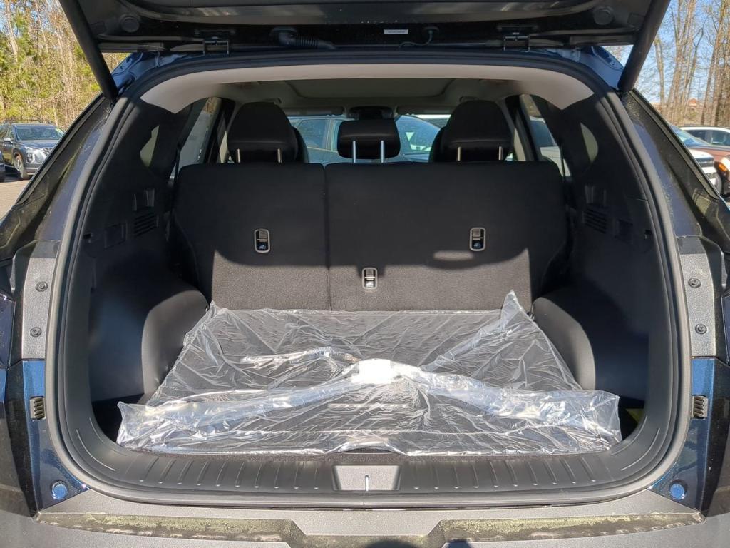 new 2025 Hyundai TUCSON Hybrid car, priced at $38,280