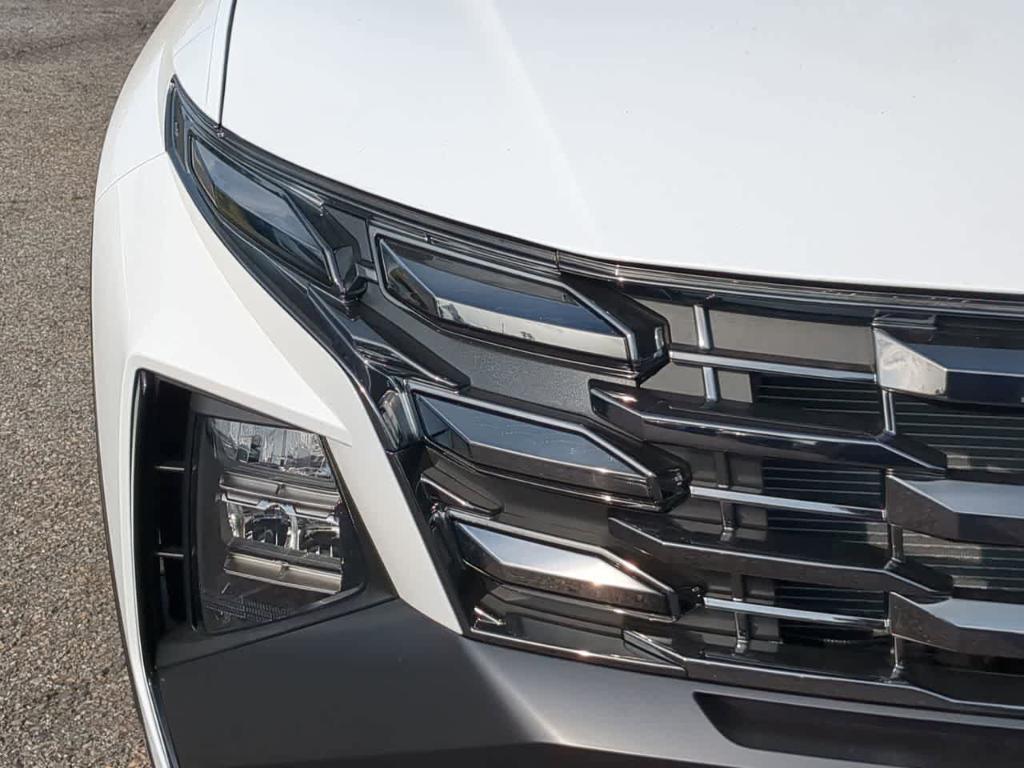 new 2025 Hyundai Tucson car, priced at $33,860