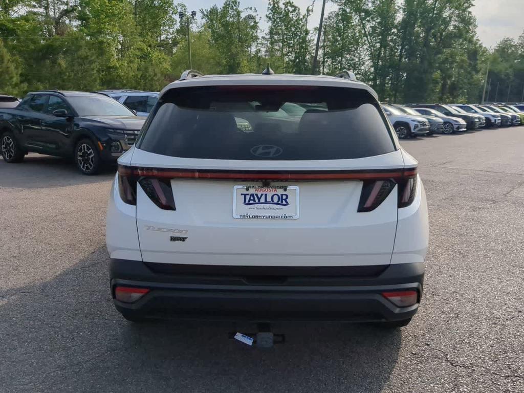 new 2025 Hyundai Tucson car, priced at $33,860
