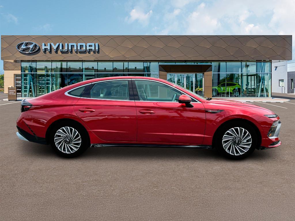 new 2025 Hyundai Sonata Hybrid car, priced at $39,855