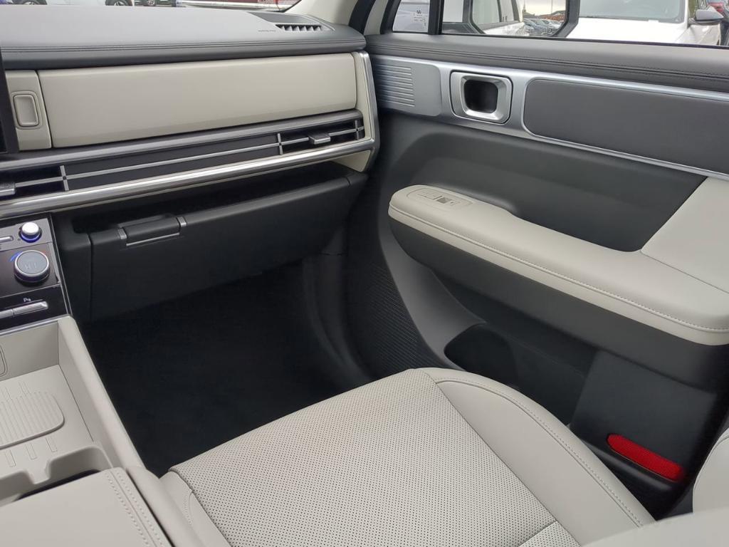 new 2025 Hyundai Santa Fe car, priced at $39,184