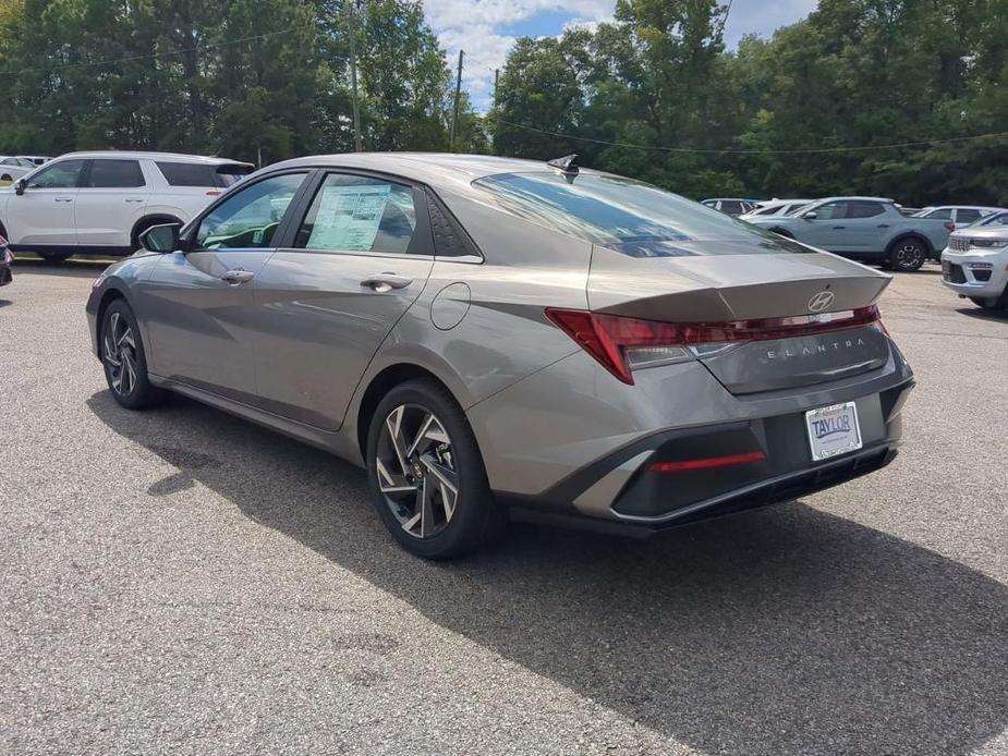 new 2024 Hyundai Elantra car, priced at $26,990