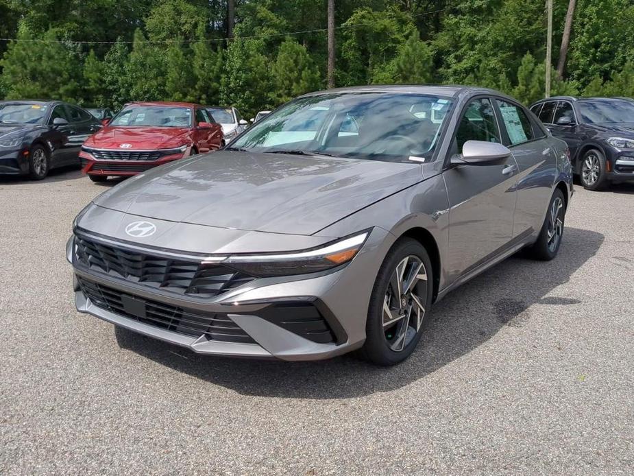 new 2024 Hyundai Elantra car, priced at $26,990