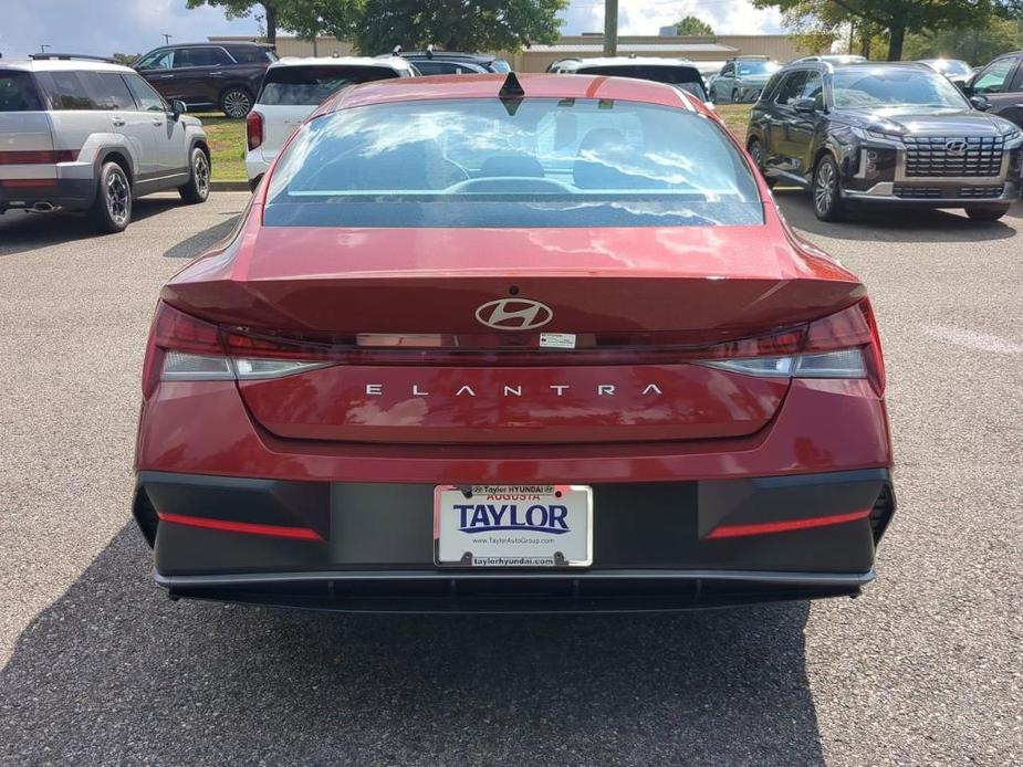 new 2024 Hyundai Elantra car, priced at $27,055