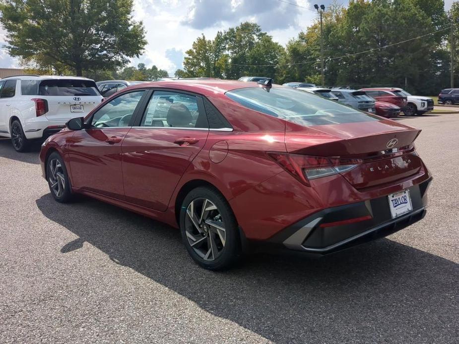 new 2024 Hyundai Elantra car, priced at $27,055