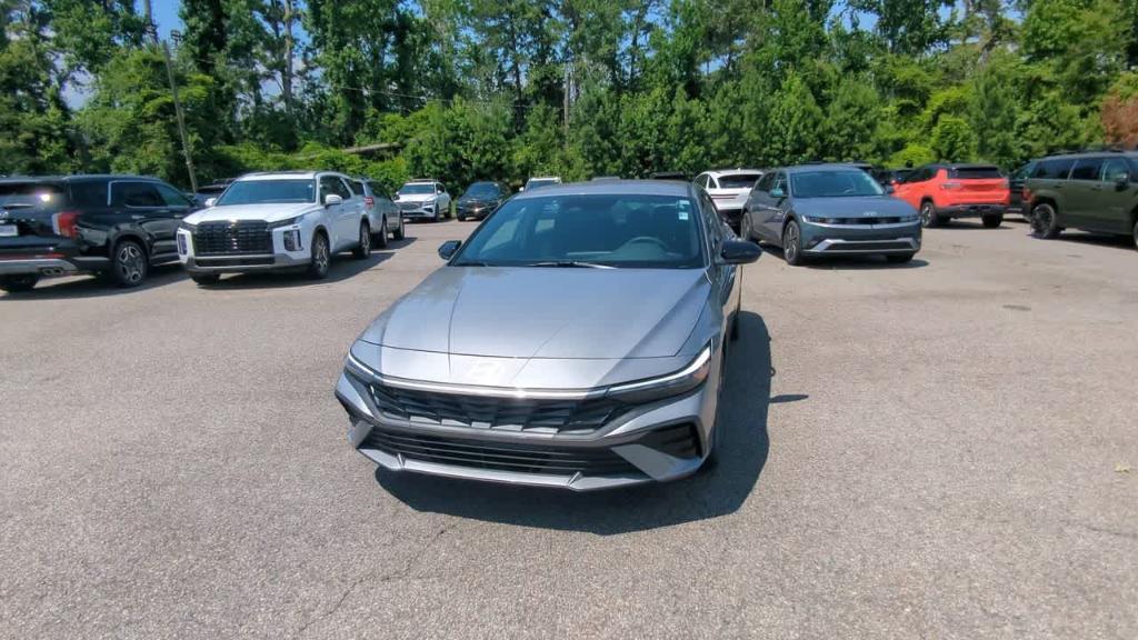 new 2025 Hyundai Elantra car, priced at $25,035