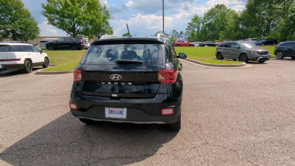 new 2025 Hyundai Venue car, priced at $23,638