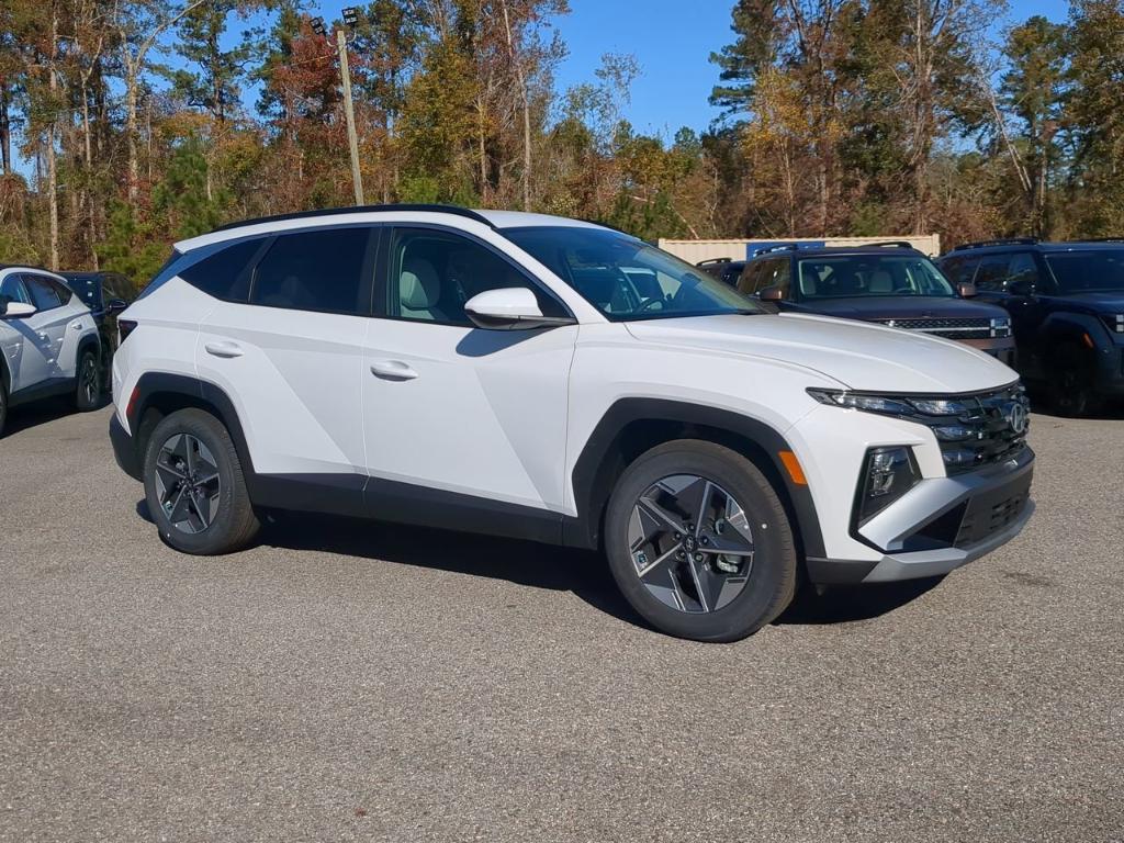 new 2025 Hyundai Tucson car, priced at $32,885