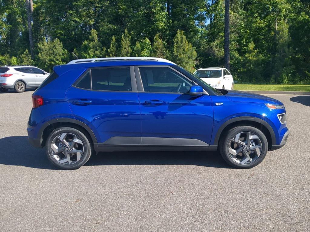 new 2024 Hyundai Venue car, priced at $25,115