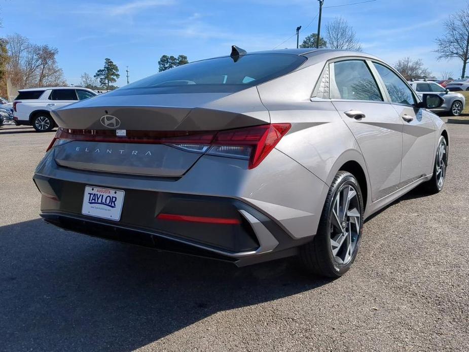 new 2024 Hyundai Elantra car, priced at $26,850