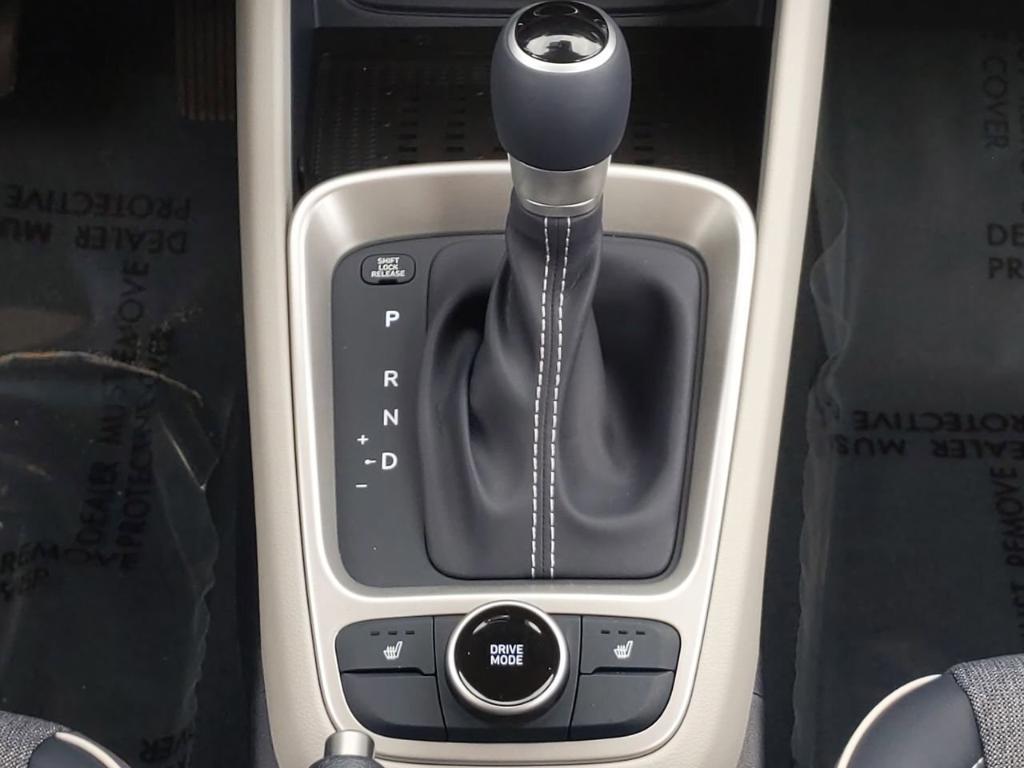 new 2025 Hyundai Venue car, priced at $25,540